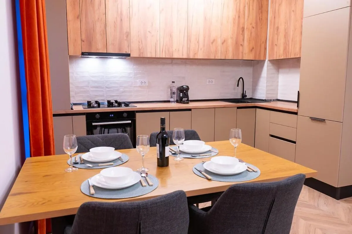 Plaza Residence Bucharest 7 0*,